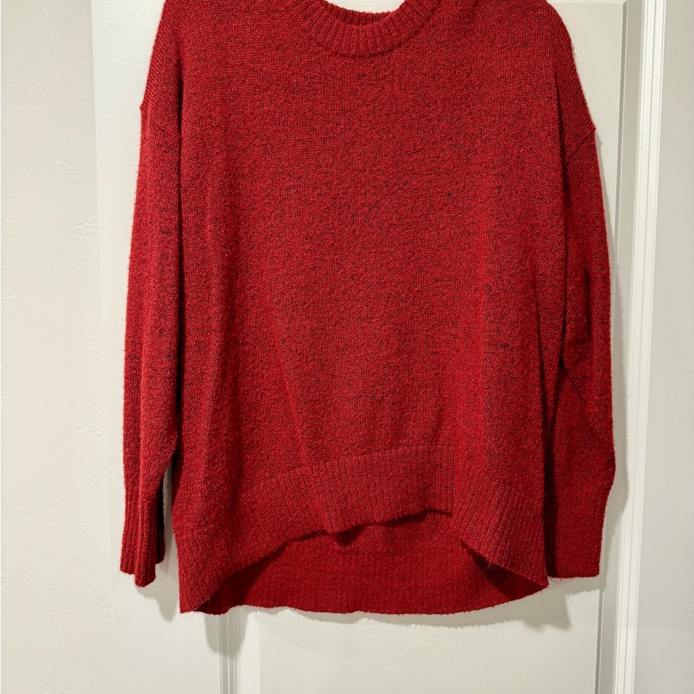 Old Navy Women's Cranberry Red Crew Neck Sweater